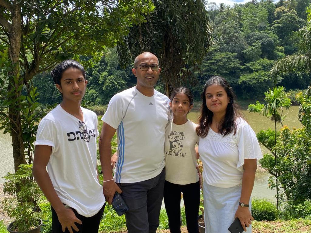 Kandy Rivers Edge Nature Resort Kültér fotó